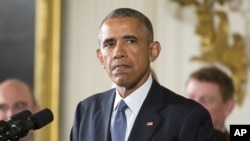 Presiden Barack Obama saat menyampaikan pidato di East Room, Gedung Putih di Washington, 5 Januari 2016, tentang langkah-langkah mengurangi kekerasan senjata.