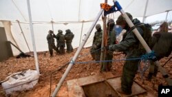 تلاش اسرائیل برای کشف تونل های تازه حزب الله و حماس