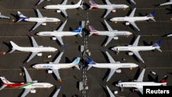 지난해 미국 워싱턴 시애틀의 보잉 항공사 계류장에 운항 중단된 보잉 737 맥스 항공기들이 세워져있다.