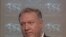 El secretario de Estado, Mike Pompeo, defiendió a la encargada de negocios de EE.UU. en Cuba de críticas de La Habana por visitar a familia de un disidente.