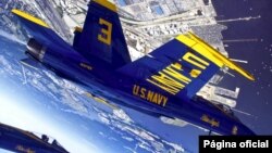 Pesawat F-18 Blue Angels saat terbang di atas Baltimore, Maryland (foto: dok). Seorang pilot F-18 Blue Angels tewas dalam latihan hari Kamis 2/6.