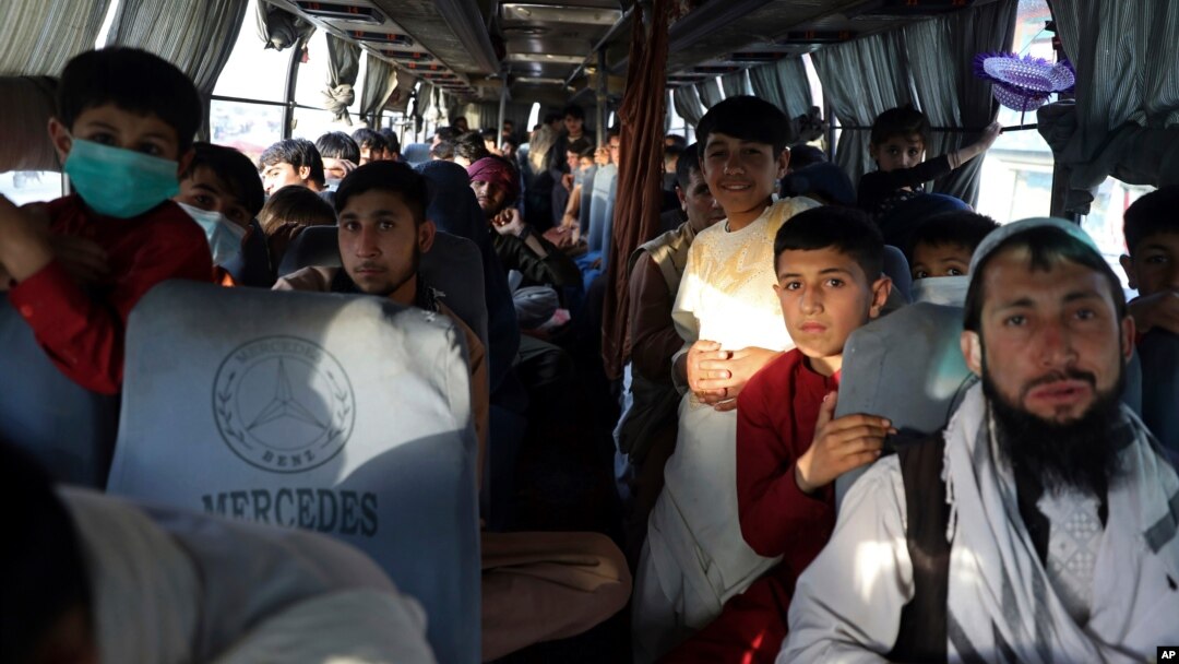 Eronga yo'l olgan afg'onlar. 30-iyun, 2021. 