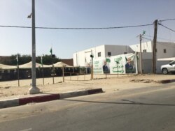 Tents for supporters of ruling party candidate Ghazouani line the streets of Nouakchott (Photo: E. Sarai)