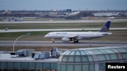 A United Airlines plane lands at O'Hare International Airport in Chicago, Illinois, April 11, 2017.