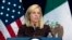 La Secretaria de Seguridad Nacional, Kirstjen Nielsen, habla durante una conferencia de prensa, luego de una reunión México-Estados Unidos en Washington, el 14 de diciembre de 2017.