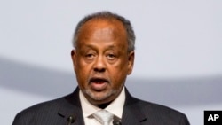 Ismaaciil Cumar Geelle réélu président de Djibouti