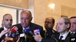 Suriye Dışişleri Bakanı Faysal Mikdad ve Mısır Dışişleri Bakanı Sami Şükri