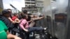 پلیس ونزوئلا با معترضین درگیر شد