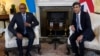Le président rwandais Paul Kagame (à g.) et le Premier ministre britannique Rishi Sunak (à dr.)