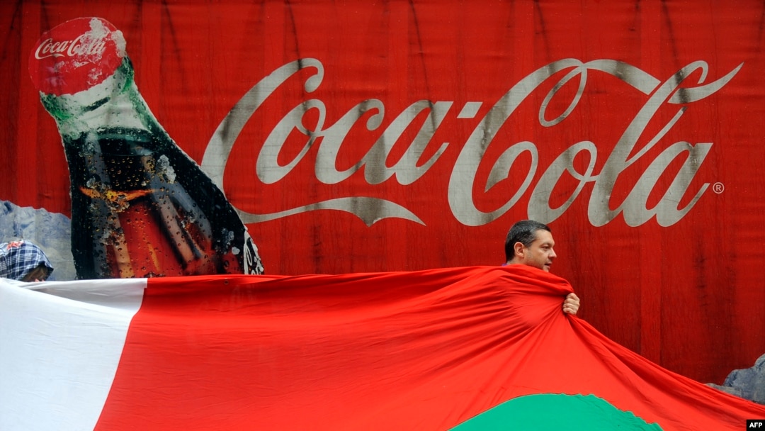 Akuisisi 'AdeS' memberi Coca-Cola dan perusahaan pembotolannya yang terbesar di Amerika latin (foto; ilustrasi).