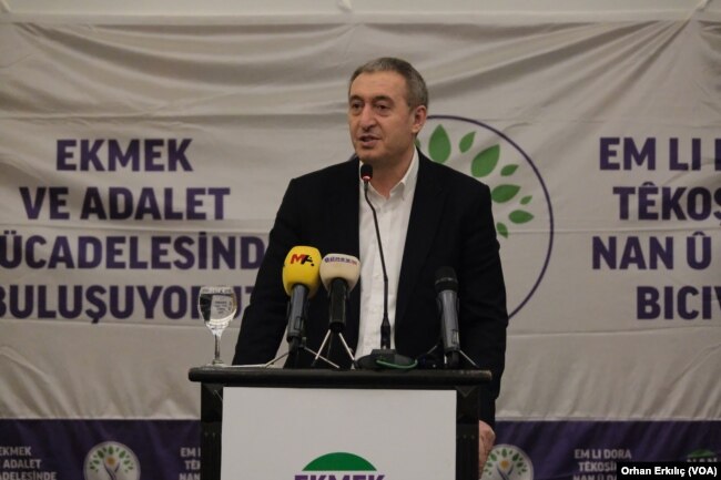 DEM Parti Eş Genel Başkanı Tuncer Bakırhan kayyum kararına tepki gösterdi.