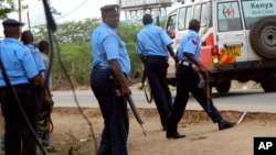 'Yan sanda a garin Garissa, Afrilu 2, 2015.