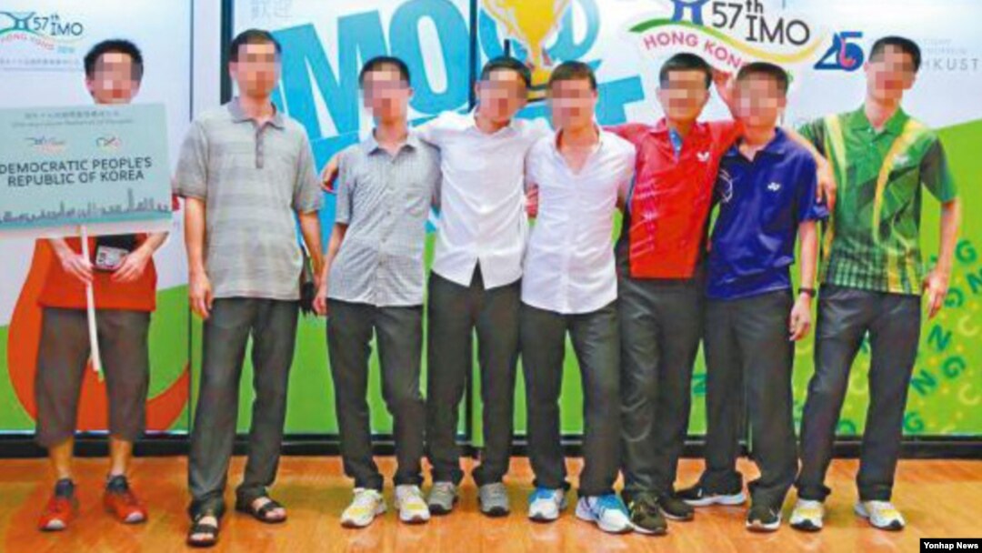 Tim mahasiswa Korea Utara yang menghadiri sebuah kompetisi matematika internasional di Hong Kong (foto: dok).