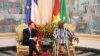 Presiden Perancis Bertemu dengan Pemimpin Burkina Faso