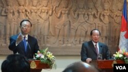 星期二柬埔寨和中國簽署了一系列雙邊協議，旨在加强两國間的合作。 