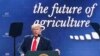 TT Trump cám ơn nông dân sát cánh đối đầu với Trung Quốc