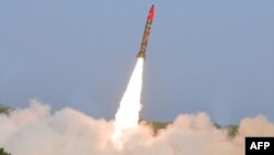 Пакистан провел испытания крылатой ракеты