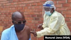 Huwandu hwevanhu vari kubaiwa nhomba yekudzivirira Covid-19 huri kukwira kunyange hazvo husati hwasvika pari kutarisirwa nehurumende pemamiriyoni gumi kana kuti zvikamu makumi matanhatu kubva muzana.