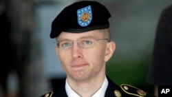 Chelsea Manning, prajurit angkatan darat yang membocorkan sejumlah besar rahasia pemerintah Amerika kepada WikiLeaks (foto: dok). 