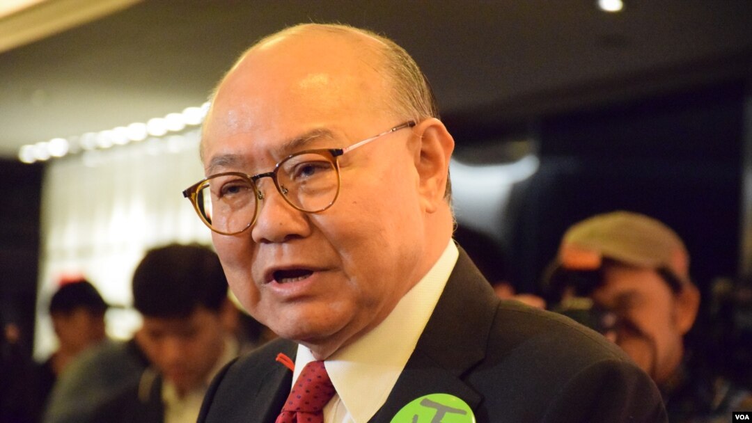 香港特首候選人胡國興 (美國之音湯惠芸)