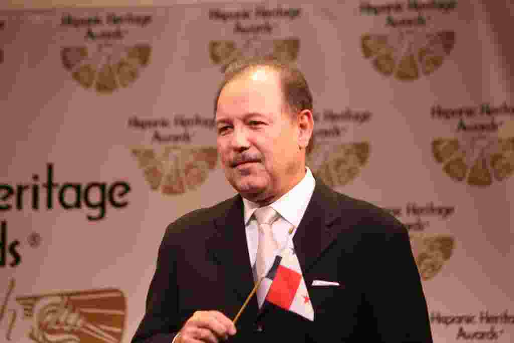 Rubén Blades, Premios a la Herencia Hispana.