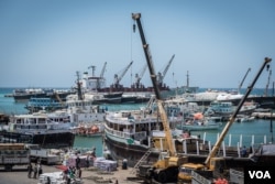 Bossaso port, the economic hub of northern Somalia, in late March 2018. (J. Patinkin/VOA)