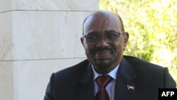 Le président soudanais Omar el-Béchir lors d'une réunion à Sotchi, 23 novembre 2017.