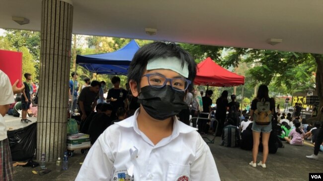 2019年9月30日香港一名霍姓的12岁中学生成为反送中“新明星” （美国之音海彦拍摄）