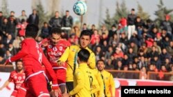 نمایی از دیدار تراکتورسازی تبریز و سپاهان اصفهان