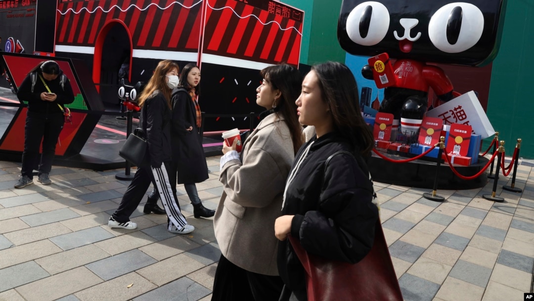 Keeping up with China's Affluent Students on a Boston Shopping