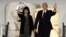 El vicepresidente de EE.UU., Mike Pence, y su esposa Karen Pence, llegaron a Buenos Aires, Argentina, el lunes, 14 de agosto de 2017.