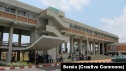 L’université Félix-Houphouët-Boigny au cœur de la commune de Cocody, à Abidjan, Côte d’Ivoire, le 7 novembre 2012. (CC/Serein)