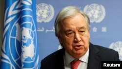 Sekretaris Jenderal PBB Antonio Guterres berbicara di markas PBB di New York, 6 November 2023. (Foto: Caitlin Ochs/Reuters/arsip)