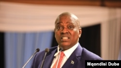 Botswana President Mokgweetsi Masisi proposes extending a state of emergency to last six months in reaction to the coronavirus outbreak. (Mqondsisi Dube/VOA)