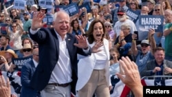 Tim Walz ve Kamala Harris