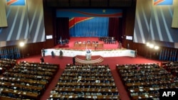Le Palais du peuple, bâtiment du Parlement congolais à Kinshasa, le 15 décembre 2012. 
