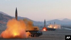 KRT3月7日发布的视频显示朝鲜发射四枚导弹