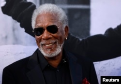 Morgan Freeman a su llegada para recibir el American Film Institute Life Achievement Award 2017. Los Angeles, California, 6-8-17.