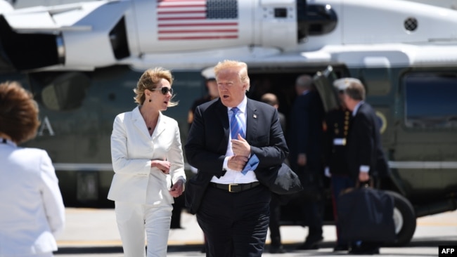 2018年6月9日美国总统特朗普与当时美国驻加拿大大使克拉夫特
