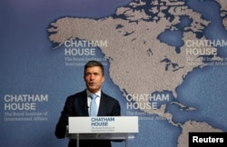 北约秘书长拉斯穆森2014年6月19日在伦敦的英国智库“查塔姆研究所”、也被称作“英国皇家国际关系研究所”发表讲话。