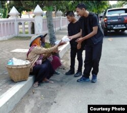 Program "Jumat Berkah" Andika FM Kediri, sudah menyebar ke delapan kota/kabupaten. (Foto courtesy: Andika FM)