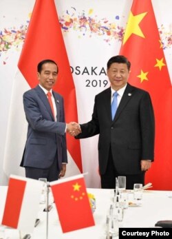 Presiden Joko Widodo dalam pertemuan dengan Presiden China Xi Jinping di sela KTT G20 di Osaka, Jepang hari Jumat (28/6). (Foto: Biro Setpres RI)