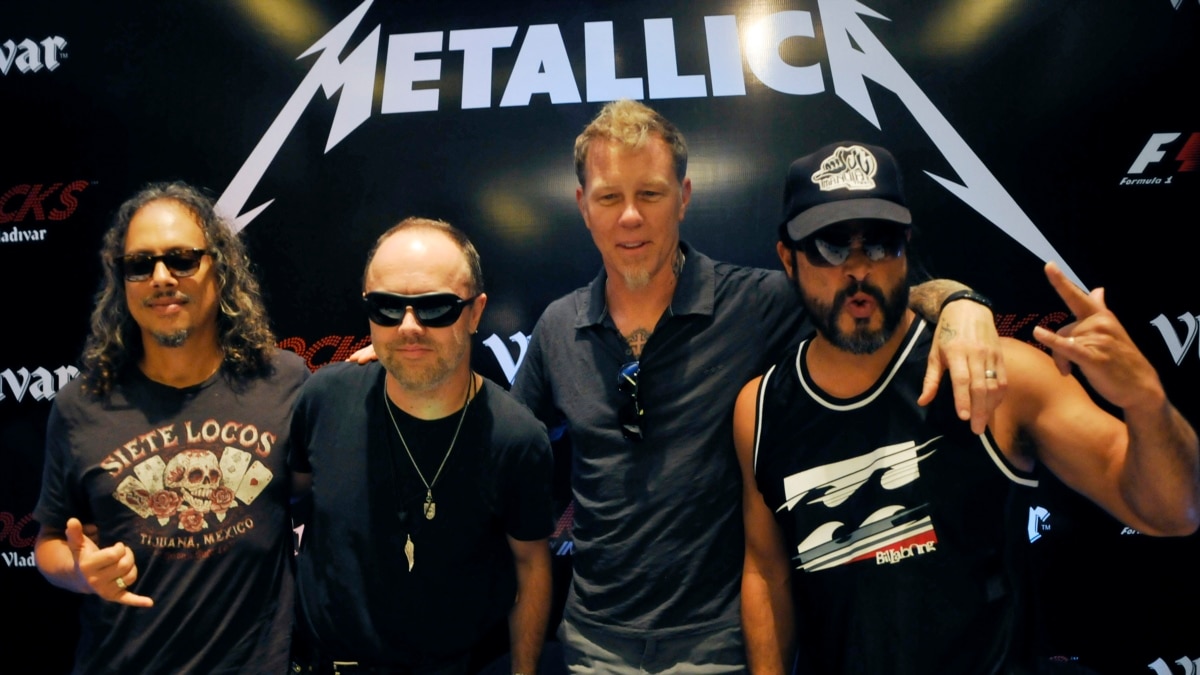 Офицеры в исполнении группы металлика. Группа металлика. Рок группа Metallica. Металлика фото группы. Участники группы металлика.