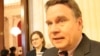 Расте македонската група во Конгресот