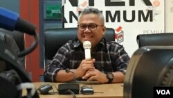 Ketua Komisi Pemilihan Umum (KPU) Arief Budiman. (Foto dok: VOA). KPU belum memutuskan mengenai perlakuan bagi mantan koruptor.