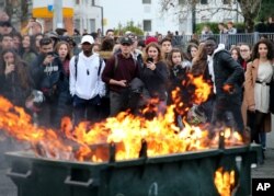 Las violentas protestas en Francia en los últimos días muestran la ira de los franceses debido al alza del costo de la vida en la nación.