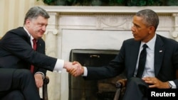 Presiden AS Barack Obama menerima Presiden Ukraina Petro Poroshenko di Gedung Putih, Kamis (18/9).