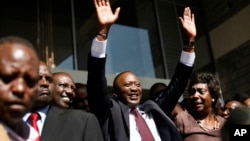 Uhuru Kenyatta, serokê nû hilbijartî yê Kenya