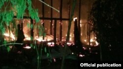 နေအိမ်အချို့ ARSA အစွန်းရောက်တို့ မီးရှို့ဖျက်ဆီး (တပ်မတော်ကာကွယ်ရေးဦးစီးချုပ်ရုံး)