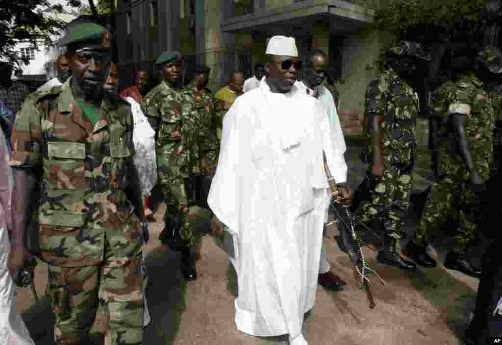 Shugaban hukumar zaben gambia ya ce, shugaba Yahya Jammeh ya amince Da shan kaye a zaben shugabancin kasar da a gudanar, Disamba 03, 2016